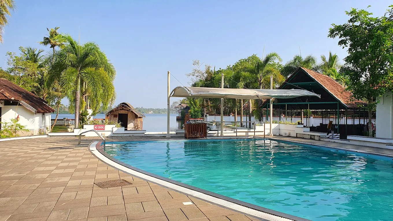 Hotel Cherai beach resort image