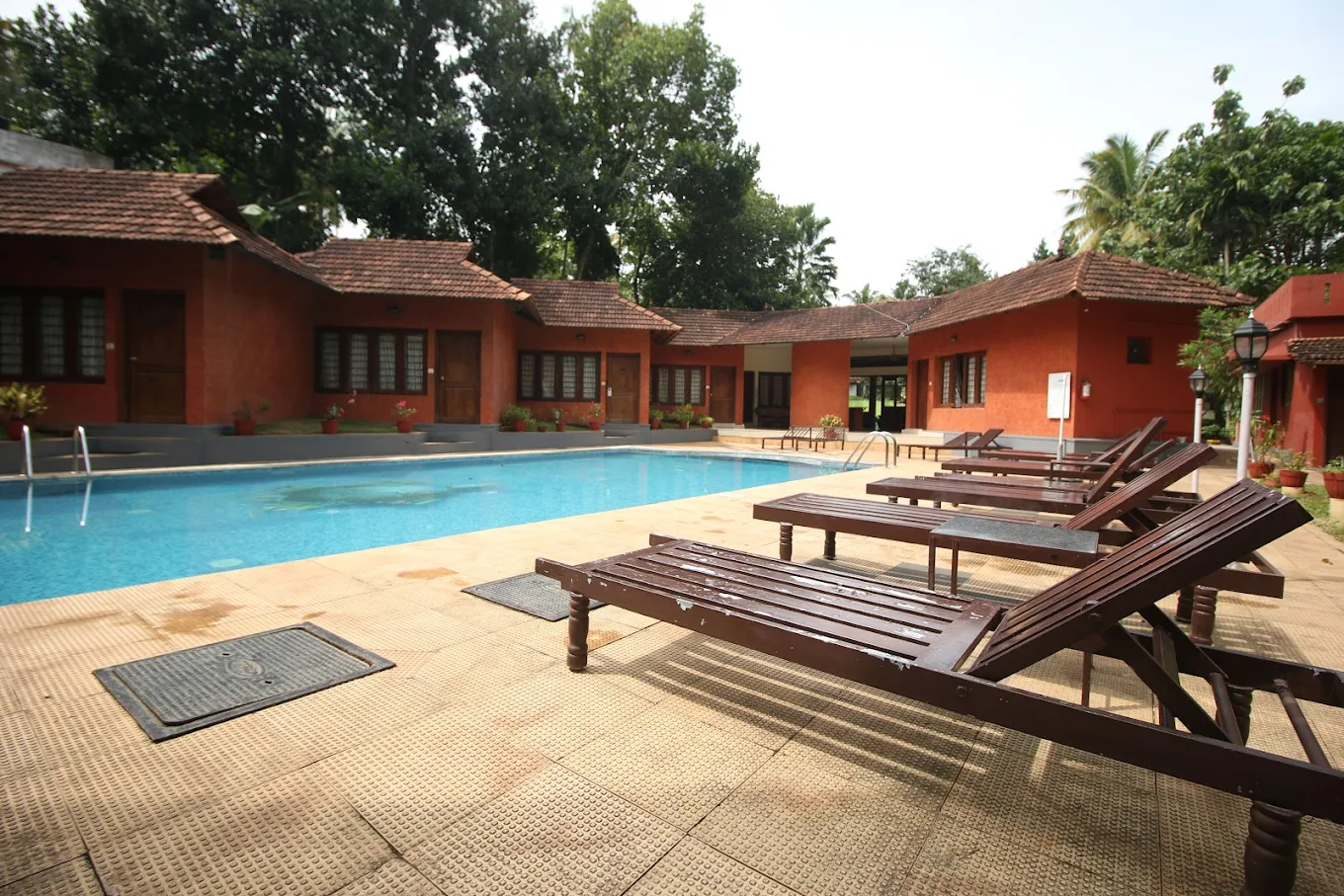 Hotel Deshadan cliff resort Varkala