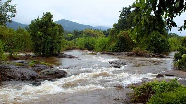 Destination Paniyeli Poru image